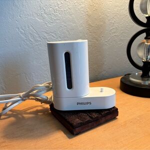 Philips White Toothbrush Charging Stand
